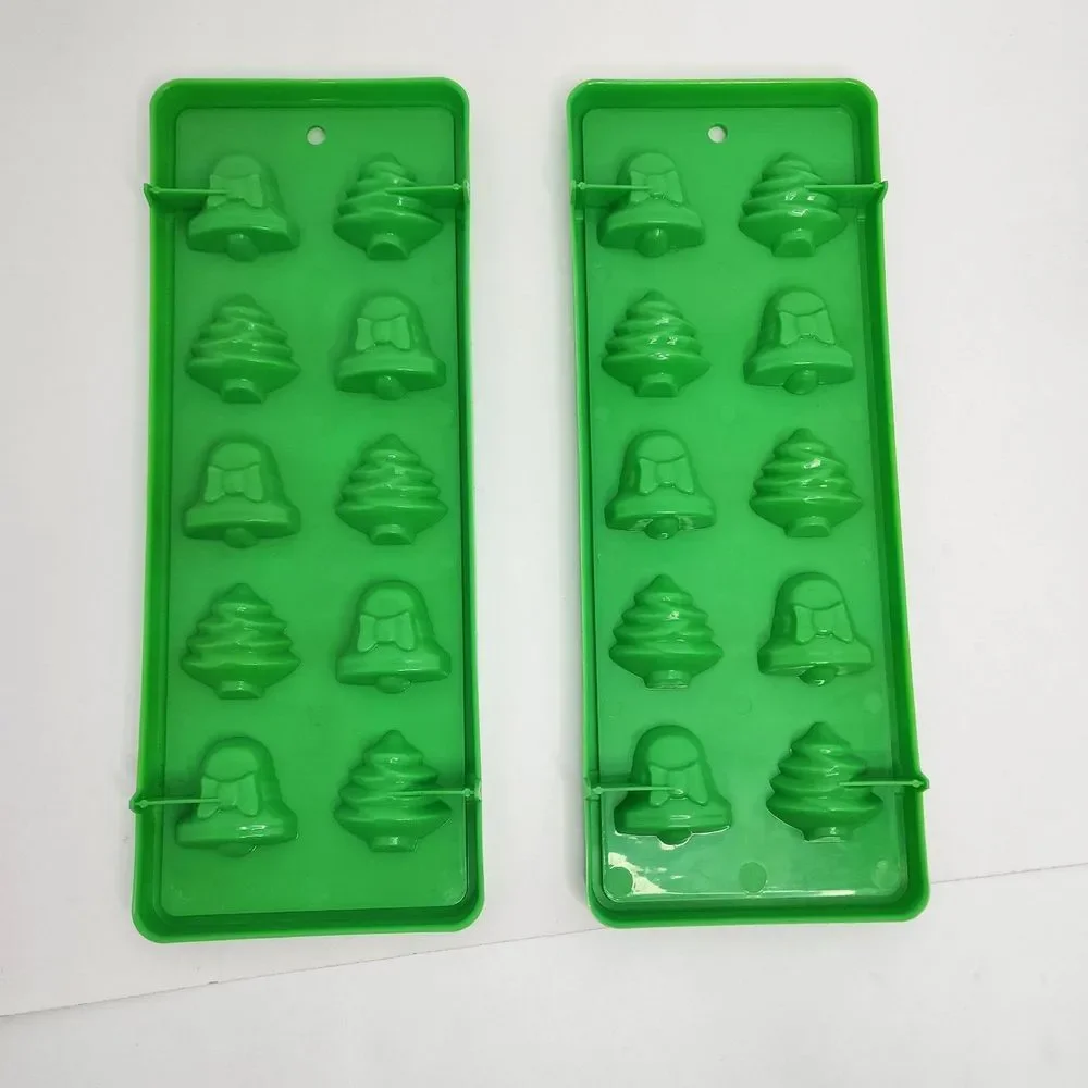 Jello Jigglers Christmas Molds Christmas Tree Bell Holiday Vintage -‎ Lot of 2